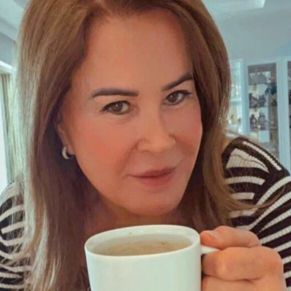 Zilu Godoi também foi chamada de 'ex do Zezé', rótulo do qual ela não se incomoda: 'Com muito orgulho! Olha que família linda construímos juntos!'