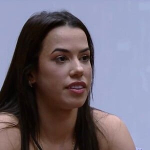 'BBB 22' com Casa de Vidro: Larissa foi questionada na web sobre a informação de Eslovênia, e internautas perguntaram que reality show ela estaria assistindo