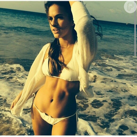 Bruna Marquezine foi considerada a mulher mais sexy do mundo pela revista Vip