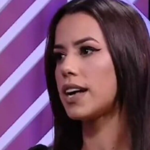 'BBB 22': Larissa riu dos memes e da fama de 'talarica', além de comentar sobre o interesse romântico em Eliezer e PA. 'Estavam me chamando de Talarissa? Não acredito'