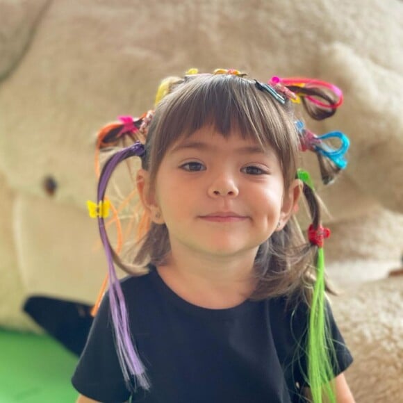 Filha de Sabrina Sato e Duda Nagle, Zoe está com 3 anos de idade