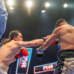 Whindersson Nunes desafiou o boxeador em um combate