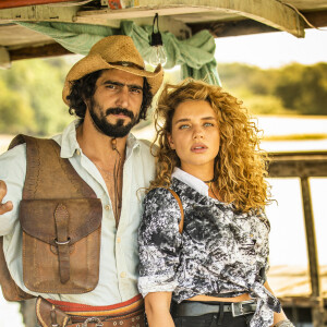 Novela 'Pantanal': Madeleine (Bruna Linzmeyer) se apaixona por José Leôncio (Renato Goés)
