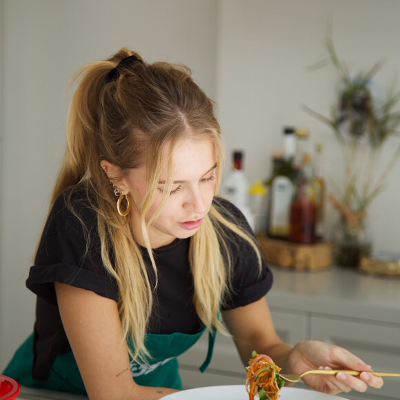 Isabella Scherer é a nova embaixadora do mercado Justo e se considera fã de produtos frescos nas compras do dia a dia