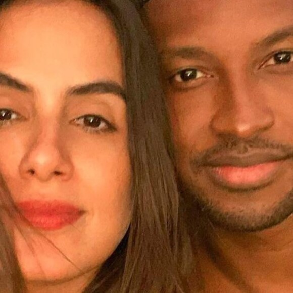 Carol Peixinho mostra detalhes das férias com Thiaguinho