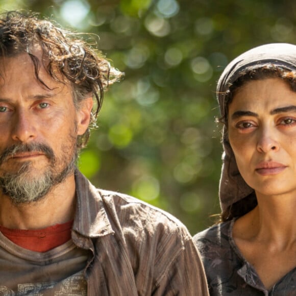 Na novela "Pantanal", Maria Marruá (Juliana Paes) entra em greve de sexo com Gil (Enrique Diaz)