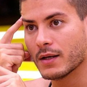 Arthur Aguiar tem grandes chances de sair do 'BBB 22' com R$ 1,5 milhão no bolso