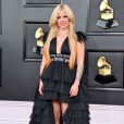 Avril Lavigne usou vestido personalizado MOI MOI Paris com saia de tule em camadas