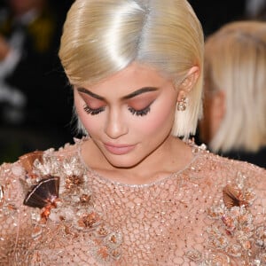 Maquiagem de Kylie Jenner: influenciadora e empresária vai ter produtos lançados no Brasil a partir de maio