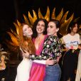 Marina Ruy Barbosa posou com Carla Salle e Julia Konrad na festa de 20 anos da grife Cris Barros