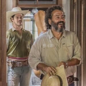 'Pantanal': José Leôncio (Marcos Palmeira) tem em Tadeu (José Loreto), seu braço-direito
