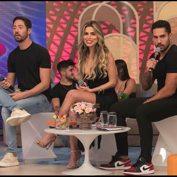 No domingo (17), Rico, Bil e Erika estarão no programa 'A Hora do Faro'