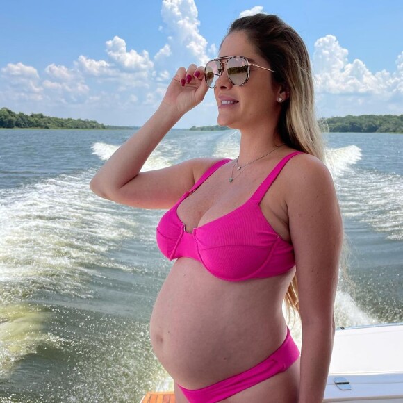 Bárbara Evans contou que vai fazer plásticas nos seios