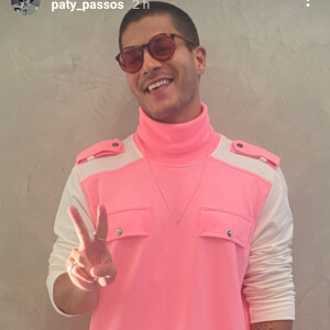 Arthur Aguiar investiu em um conjunto de moletom de R$ 780 para conversar com Ana Maria Braga