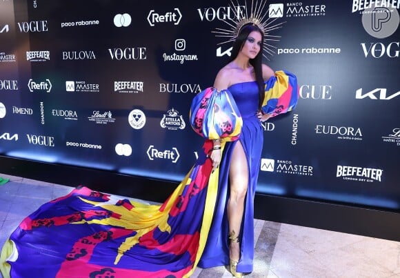 Andressa Suita está no Rio para o Baile da Vogue
