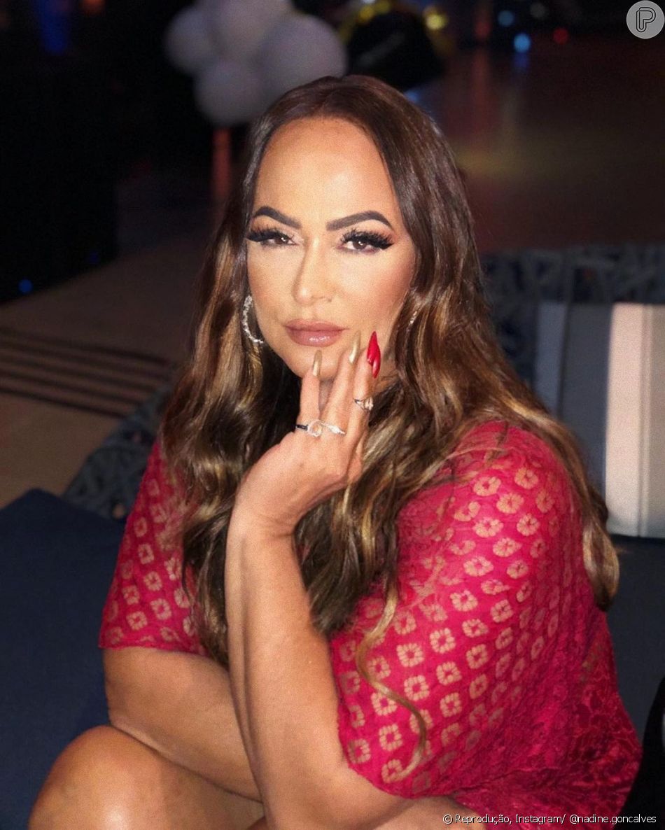 Recentemente, Nadine também engatou um novo affair