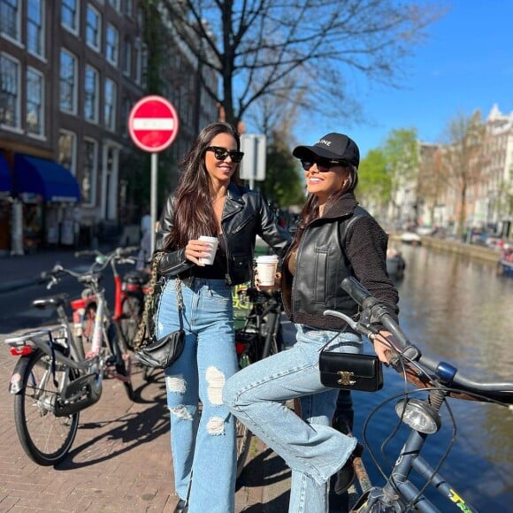 Andressa Suita tem publicado detalhes da viagem nas redes sociais