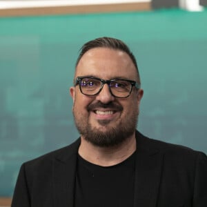 'A Fazenda 14': Rodrigo Carelli, diretor do programa, afirmou que emissora está focada em fechar elenco do 'Ilha Record' 