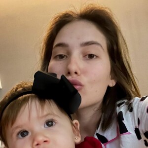 Internada, Virgínia Fonseca está com a filha, Maria Alice, no hospital