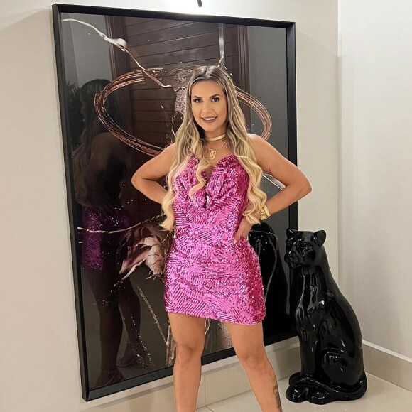 Deolane Bezerra revelou que sofre preconceito no condomínio de luxo para o qual se mudou em Alphaville, São Paulo