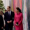 Príncipe William e Kate Middleton, grávida de cinco meses, passeiam pelas ruas de Nova York, nos Estados Unidos. Casal espera chegada do segundo filho para abril de 2015
