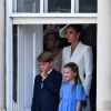 Princesa Charlotte, filha de Kate Middleton, tem 7 anos de idade e provou ser um ícone fashion
