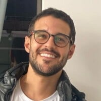 Ex-BBB Rodrigo Mussi pega sol pela 1ª vez e revela sequelas após grave acidente de carro