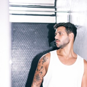 Ex-BBB Rodrigo Mussi está morando na casa de Viih Tube em São Paulo desde a alta do hospital