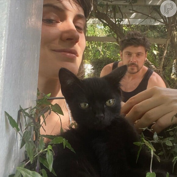 Sergio Guizé e Bianca Bin são apaixonados por gatos