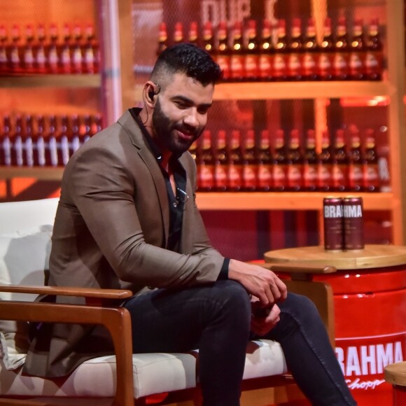 Advogados de Gusttavo Lima irão 'levar ao conhecimento do juiz sobre a quebra do segredo de Justiça por parte da autora e pedir aplicação de penalidades', diz a nota