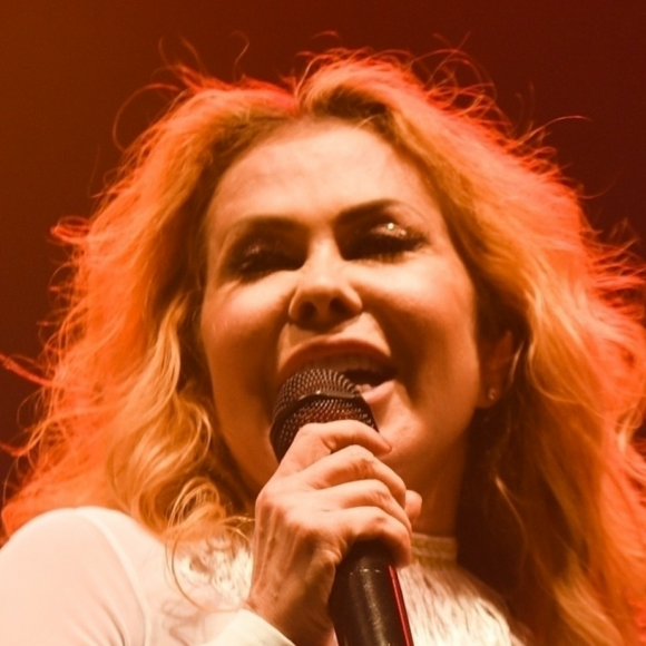 Médica que tratou Joelma também cuidou recentemente do pai de Anitta, acometido por um câncer