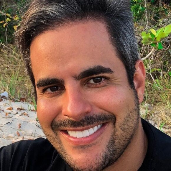 Marido de Simone, Kaká Diniz afirmou que 'nos bastidores que seu caráter é revelado'