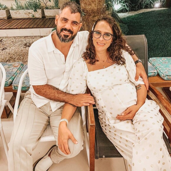 Juliano Cazarré e Leticia Bastos descobriram a doença da filha ainda nos exames pré-natais