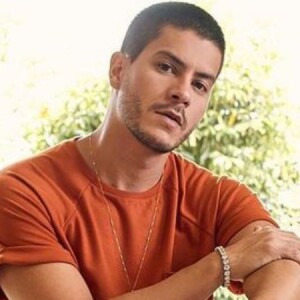 Ator disse que está "cansado" de ficar calado