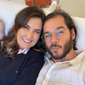 Fátima Bernardes e Túlio Gadêlha estão juntos há 4 anos: 'E lá se vai o tempo', escreveu o deputado