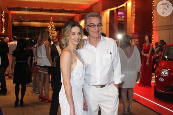 Bianca Rinaldi foi acompanhada pelo marido, o empresário Eduardo Menga