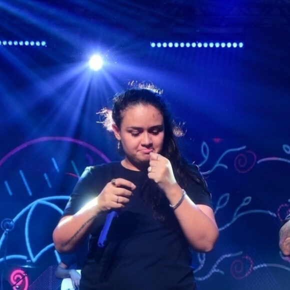 Luiza tem recebido homenagens dos amigos nos shows