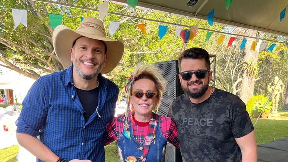 Festa junina em fazenda de Ana Maria Braga tem fogueira gigante, cantada de 'padre' e mais!