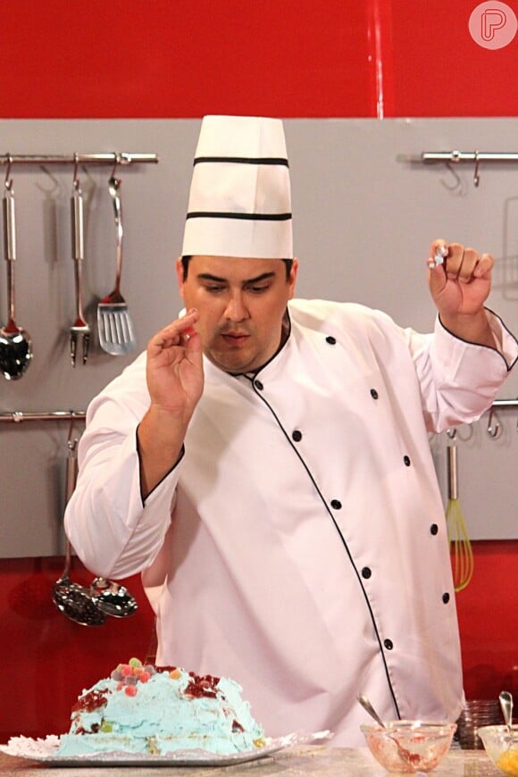 André Marques participou de um quadro do 'Vídeo Show' no qual ele se passou por um chefe de cozinha