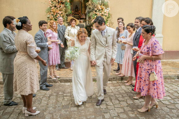 Joaquim se casa com Isadora depois de uma série de armações na novela 'Além da Ilusão'