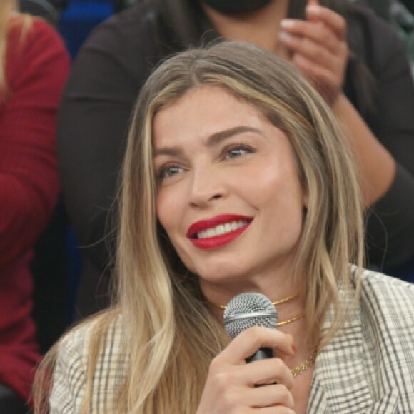 Amiga de Grazi Massafera, Anna Lima a deixou sem graça com história revelada na TV