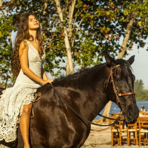 Casamento Juma e Jove: noiva chega à cavalo preto para cerimônia na novela 'Pantanal'