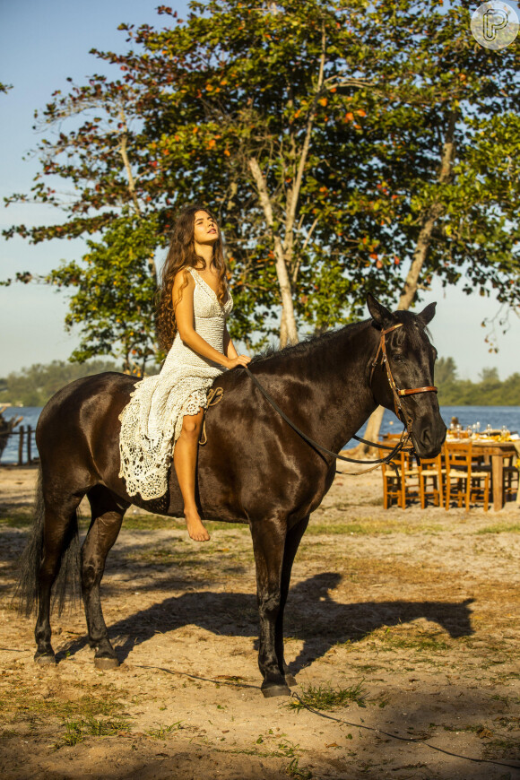Casamento Juma e Jove: noiva chega à cavalo preto para cerimônia na novela 'Pantanal'