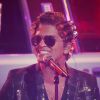 Bruno Mars se apresenta de bobes na cabeça na final do 'The Voice USA'
