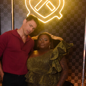 Jojo Todynho e Cauã Reymond curtiram uma degustação de drinks em um bar secreto