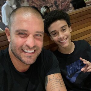 Diogo Nogueira é pai de Davi, de 16 anos, fruto de um relacionamento anterior