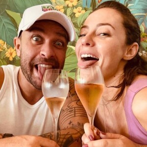 Paolla Oliveira e Diogo Nogueira planejam uma festa para celebrar a união