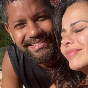 Viviane Araujo espera seu primeiro filho com Guilherme Militão