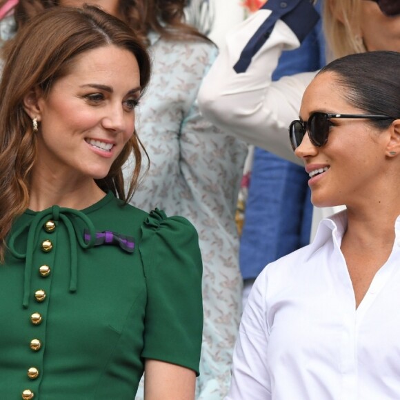 Meghan Markle faz 41 anos e recebe os parabéns de Kate Middleton após a polêmica com a duquesa
 