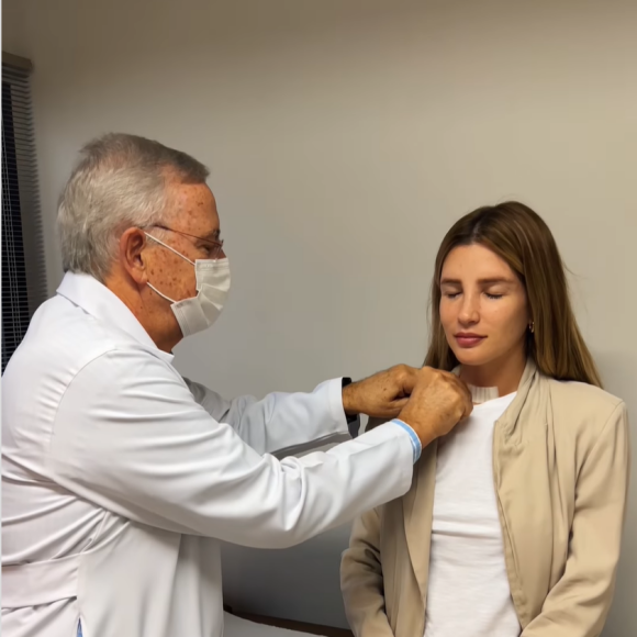 Aline Gotschalg foi diagnosticada com câncer na tireóide, mesma doença acometida por Carla Dias em 2020